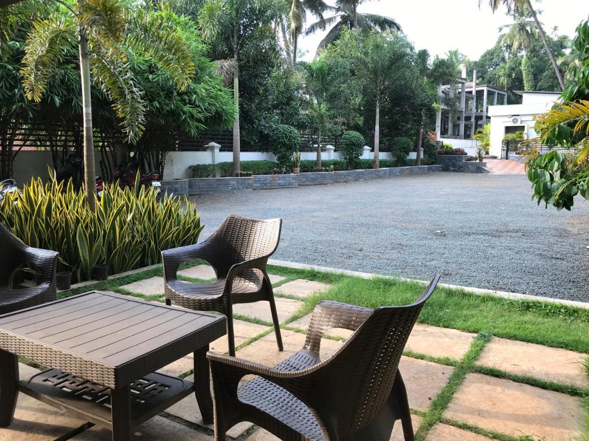 The Rubis Hotel Kottakkal Exterior photo